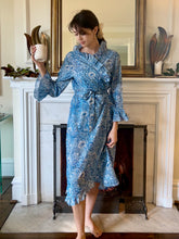 Load image into Gallery viewer, The Annabel Robe